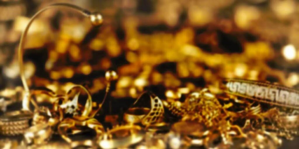 Hai bisogno di un pagamento immediato? porta il tuo oro nel nostro compro oro e ti liquideremo all'istante